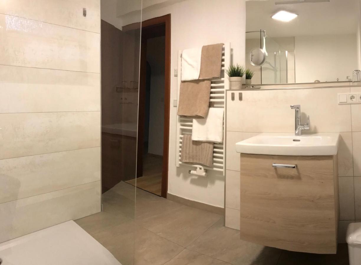 Haus Schuchert Hilders Buitenkant foto